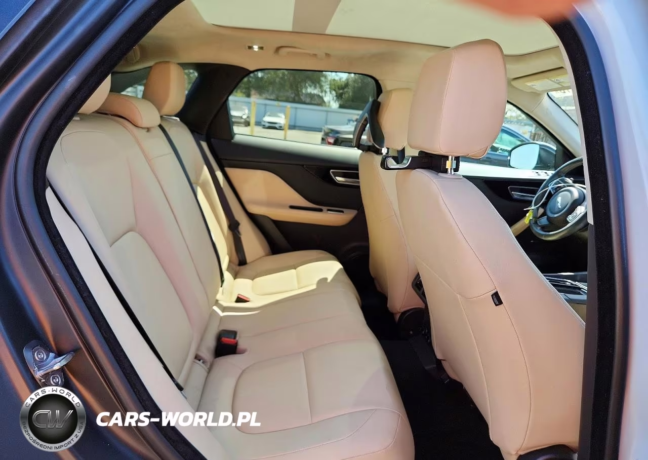 2020 Jaguar F-Pace Premium VIN:SADCJ2FX0LA627536 - 11