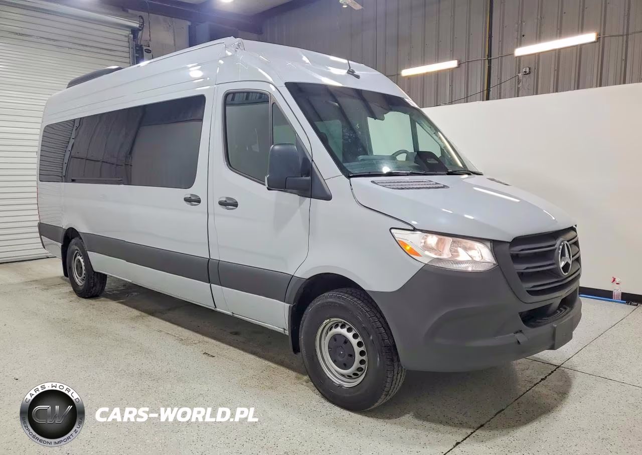 2026 Mercedes-Benz Sprinter 2500 VIN:W1Z4KGHY3TT609074 - 4