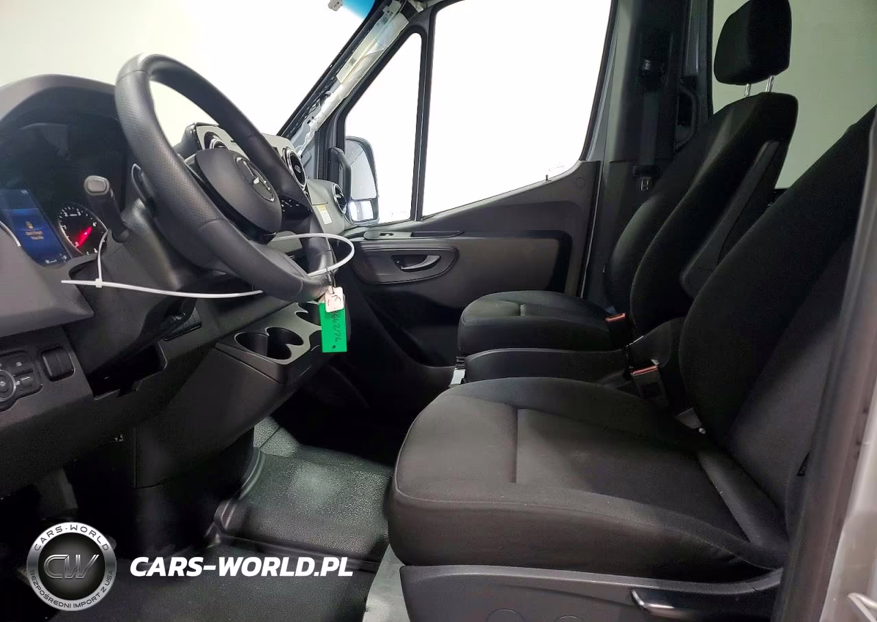 2026 Mercedes-Benz Sprinter 2500 VIN:W1Z4KGHY3TT609074 - 7