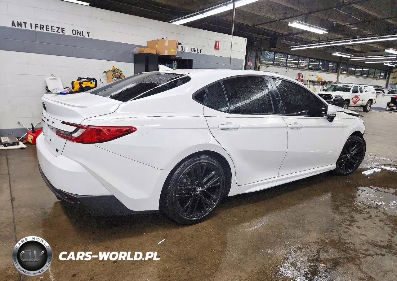 2025 Toyota Camry Se VIN:4T1DAACK6SU005681 - 3