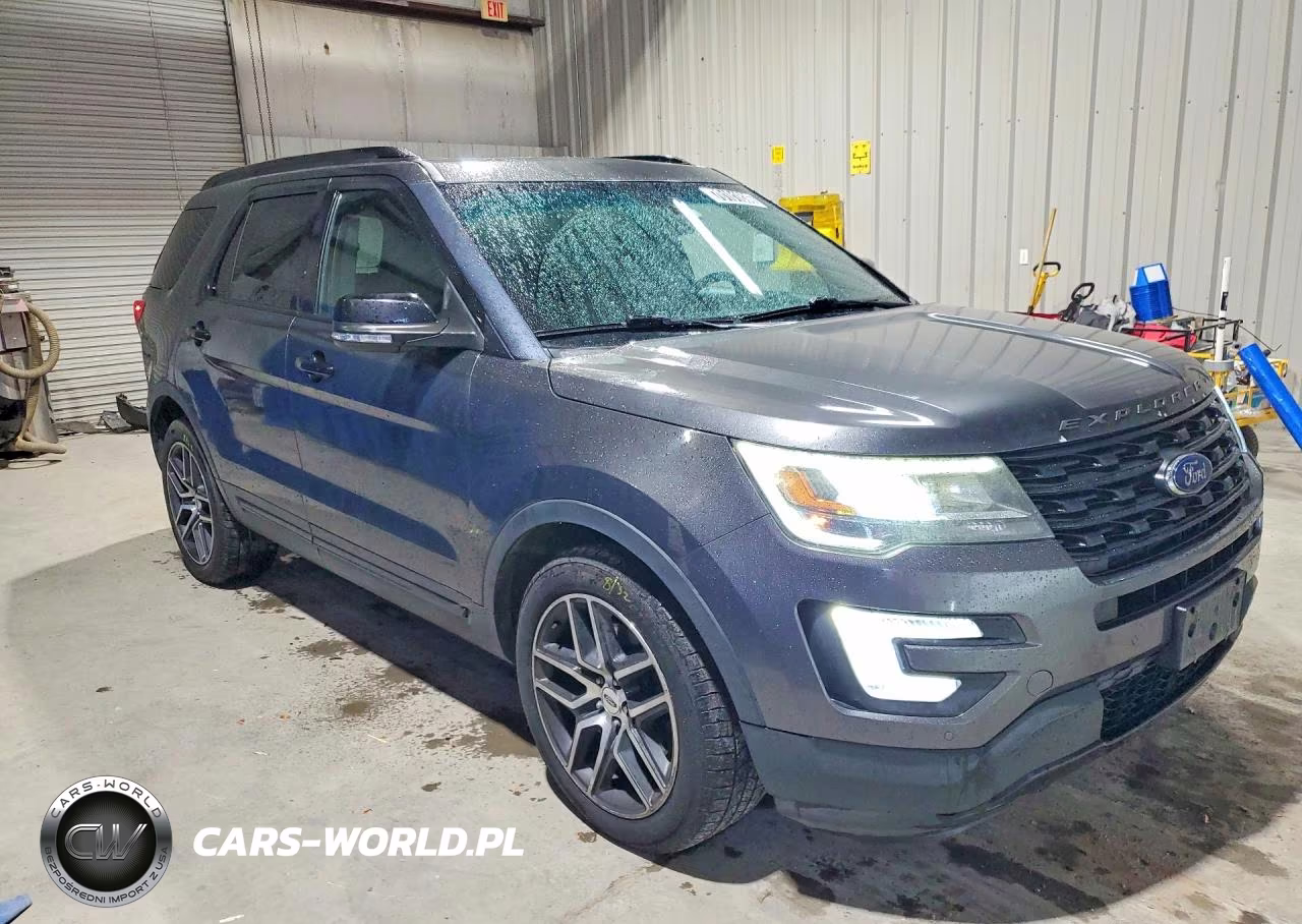 2017 Ford Explorer Sport VIN:1FM5K8GT7HGA34501 - 4