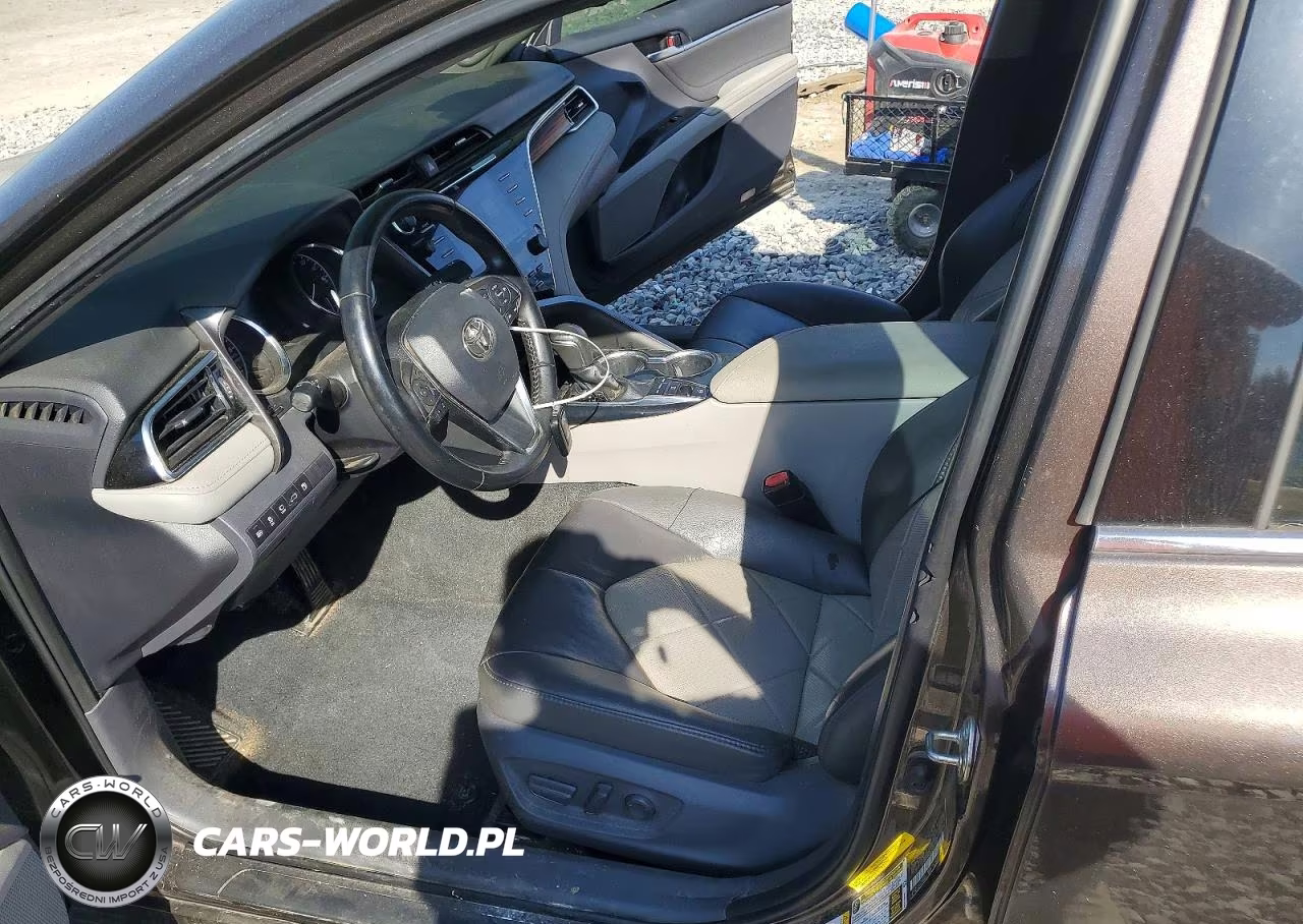 2018 Toyota Camry Xle VIN:4T1B11HK0JU155350 - 7