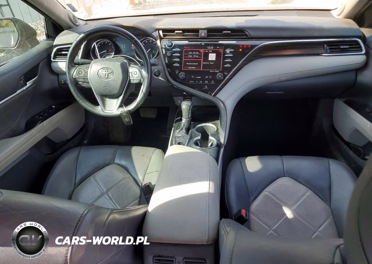 2018 Toyota Camry Xle VIN:4T1B11HK0JU155350 - 8