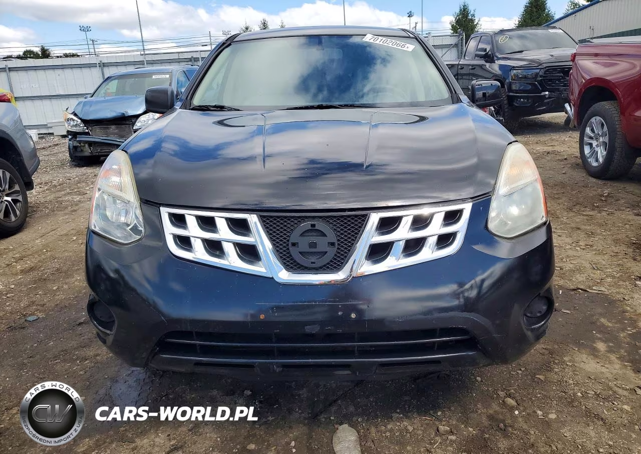 2013 Nissan Rogue S VIN:JN8AS5MT0CW611183 - 5