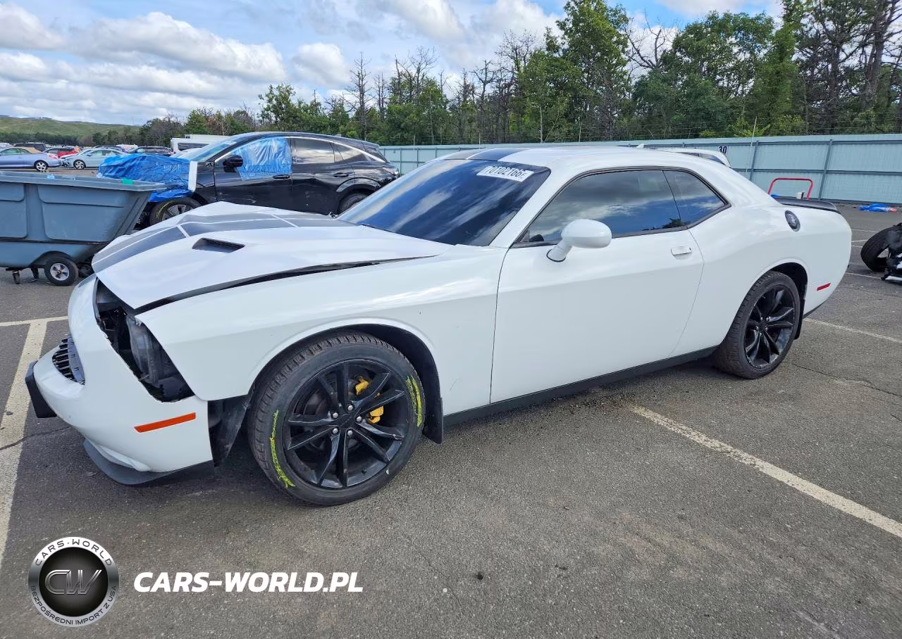 2016 Dodge Challenger Sxt
