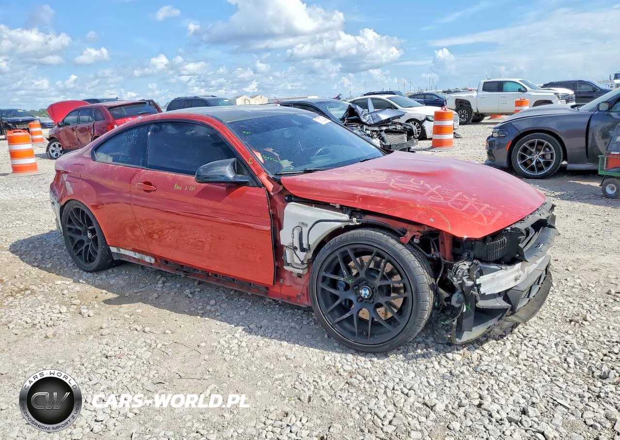 2016 BMW M4 VIN:WBS3R9C5XGK335790 - 4
