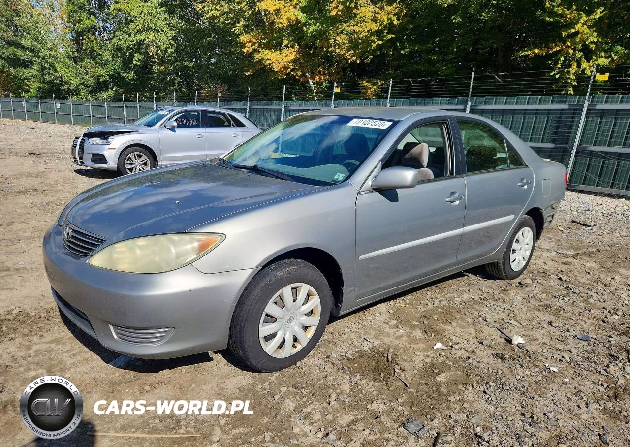 2005 Toyota Camry Le VIN:4T1BE32K05U968704 - 1