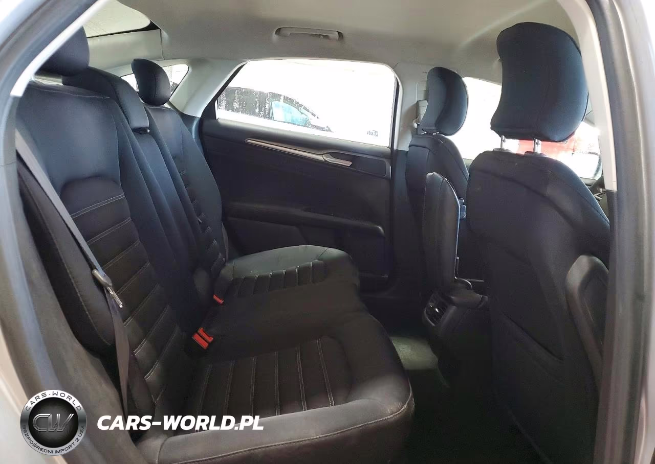 2015 Ford Fusion Se VIN:3FA6P0H75FR287440 - 10