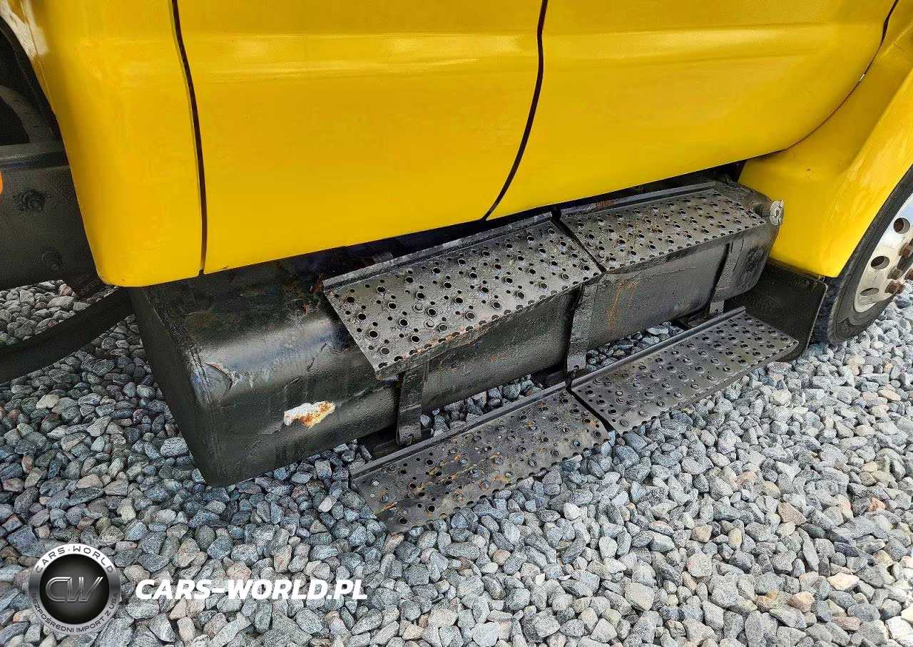 2007 Ford F650 Super Duty VIN:3FRWX65F97V516223 - 12
