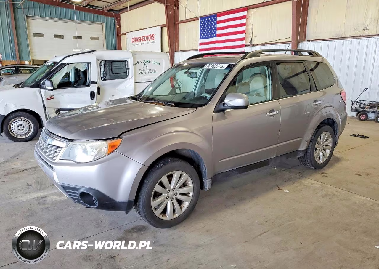 2011 Subaru Forester 2.5X Premium VIN:JF2SHBDC3BH703096 - 1