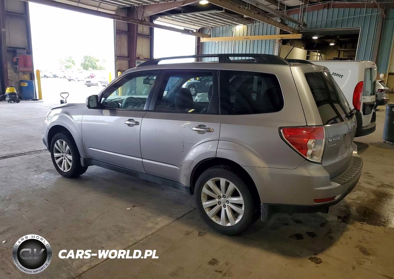 2011 Subaru Forester 2.5X Premium VIN:JF2SHBDC3BH703096 - 2