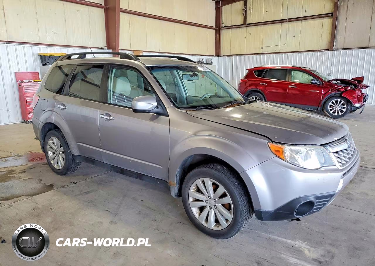 2011 Subaru Forester 2.5X Premium VIN:JF2SHBDC3BH703096 - 4