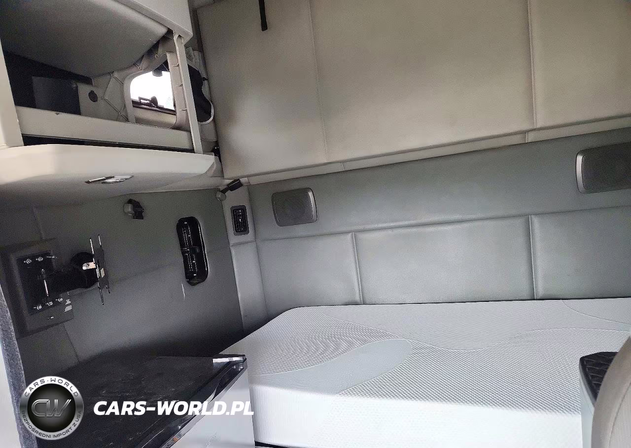 2019 Kenworth Constructi - Semi Truck VIN:1XKYD49X7KJ238394 - 10