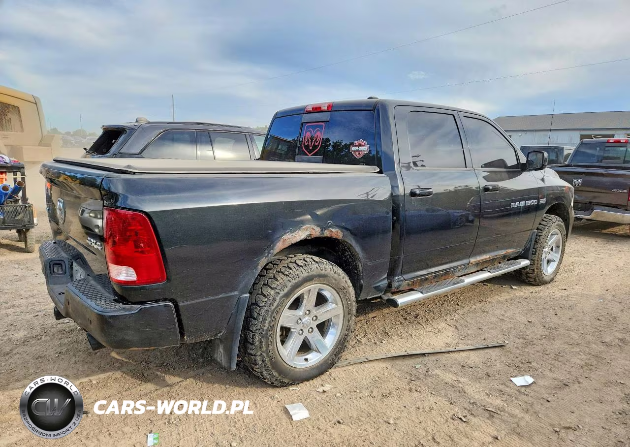 2011 Dodge Ram 1500 VIN:1D7RV1CT1BS668679 - 3