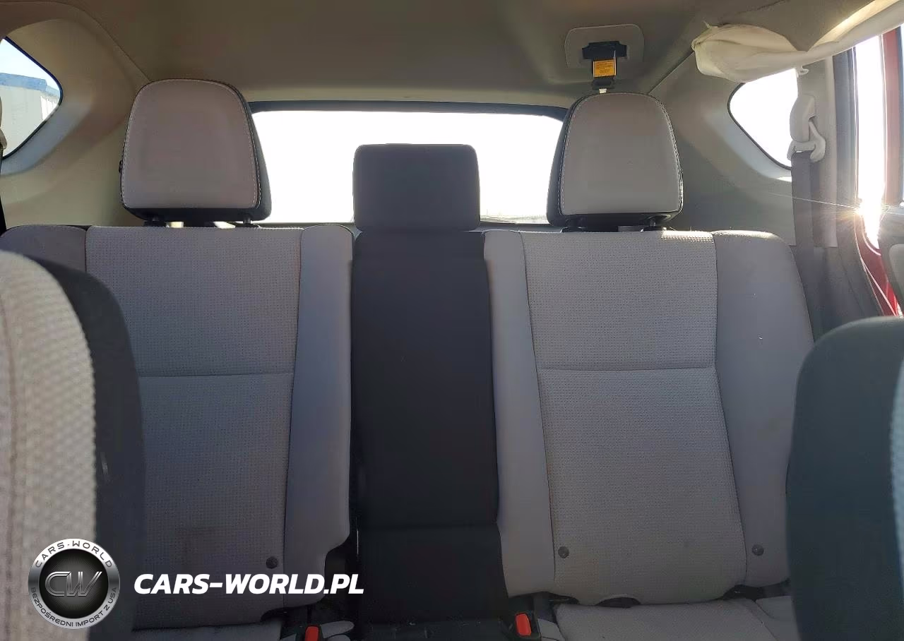 2017 Toyota Rav4 Xle VIN:2T3RFREV2HW678982 - 10