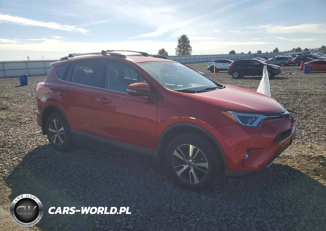 2017 Toyota Rav4 Xle VIN:2T3RFREV2HW678982 - 4