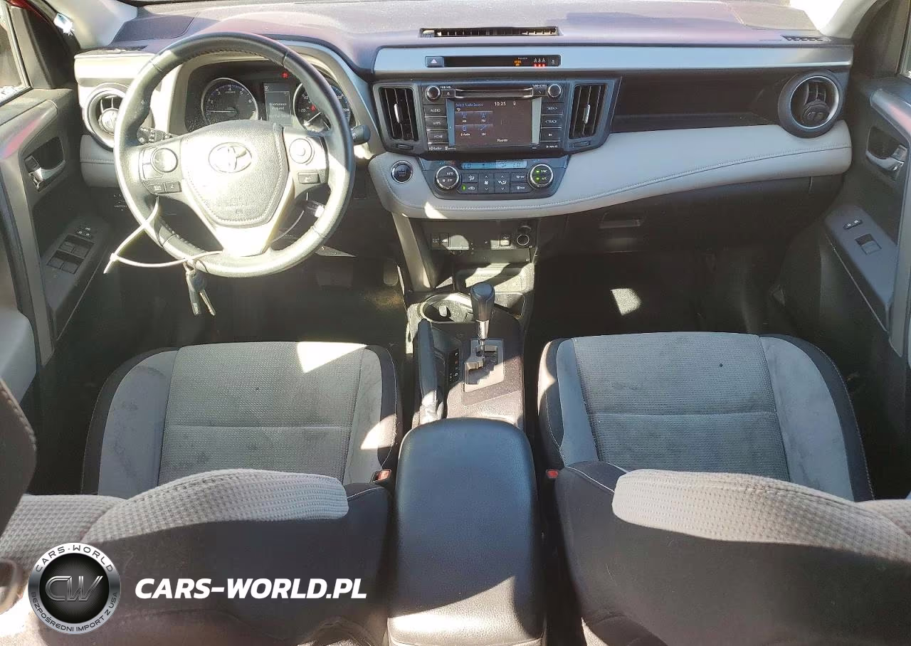 2017 Toyota Rav4 Xle VIN:2T3RFREV2HW678982 - 8