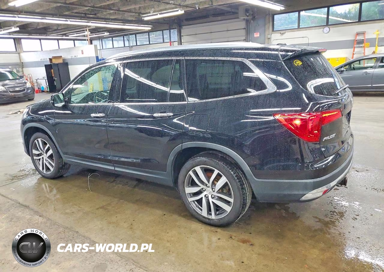 2017 Honda Pilot Touring VIN:5FNYF6H91HB027874 - 2
