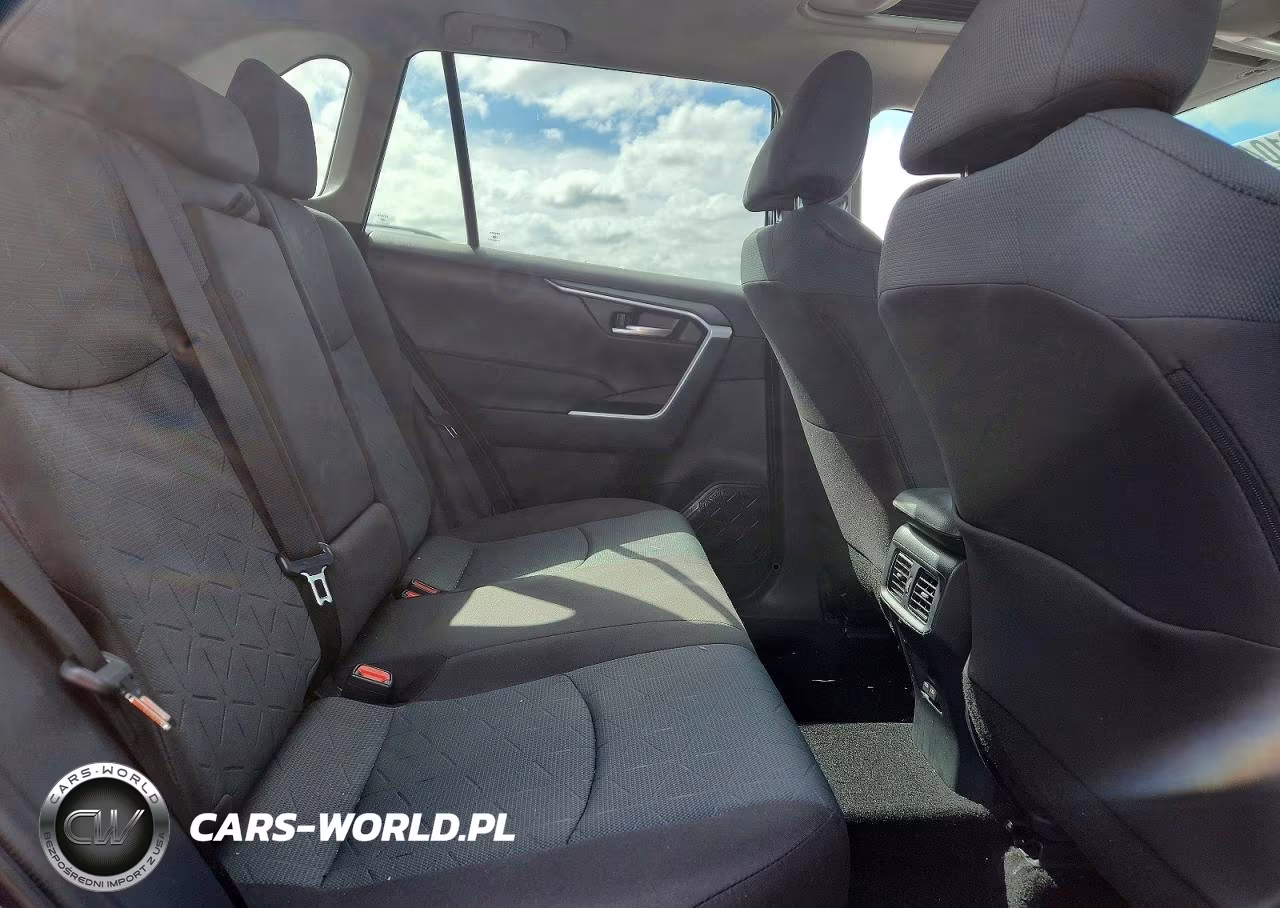 2025 Toyota Rav4 Xle VIN:2T3W1RFV8SW402278 - 11