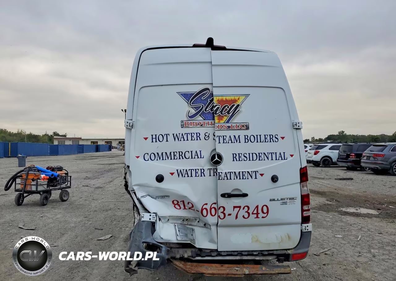2015 Mercedes-Benz Sprinter 2500 Delivery Van VIN:WD3PE8DC9FP146216 - 6