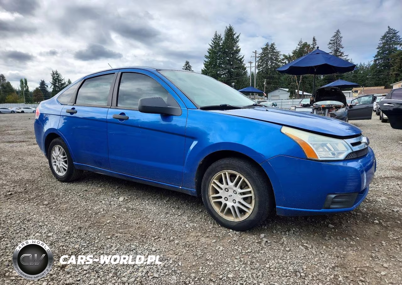 2010 Ford Focus Se VIN:1FAHP3FN7AW143504 - 4