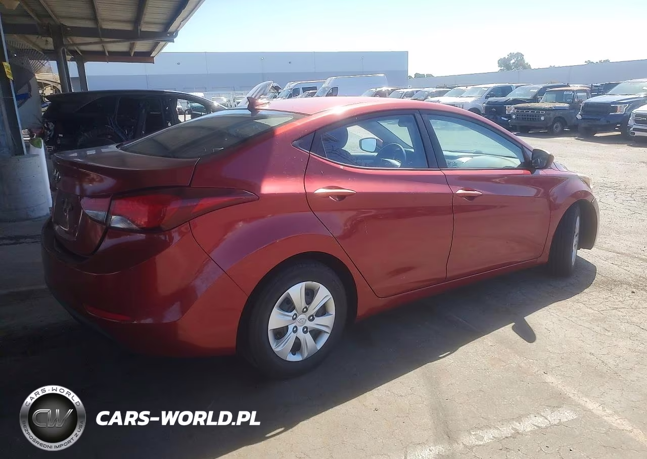 2016 Hyundai Elantra Se VIN:5NPDH4AE9GH739599 - 3