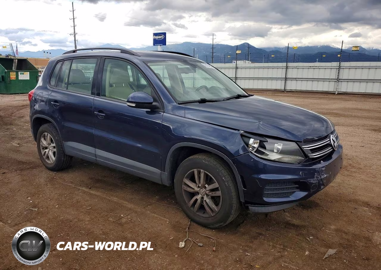 2016 Volkswagen Tiguan S VIN:WVGBV7AX0GW527490 - 4