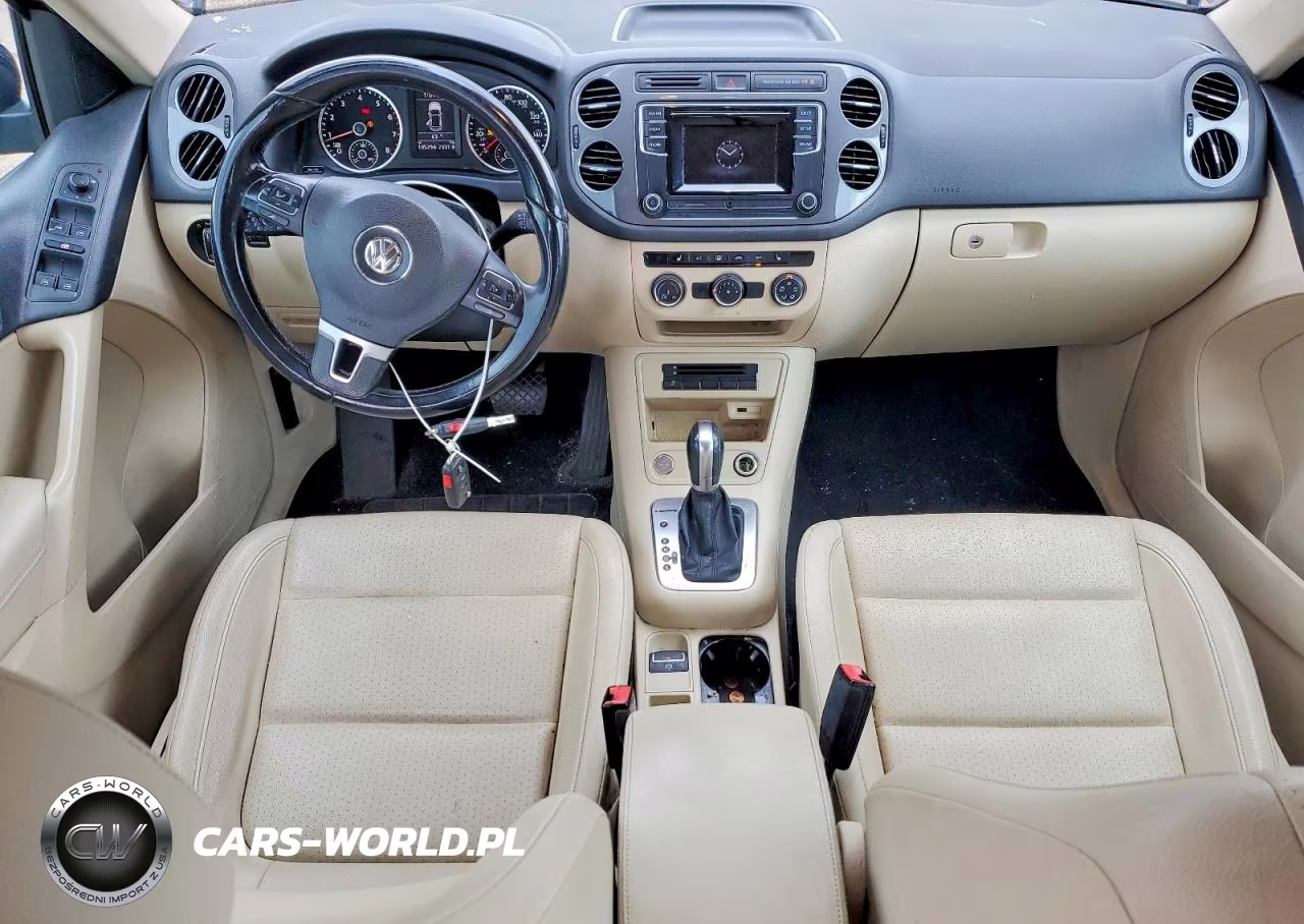 2016 Volkswagen Tiguan S VIN:WVGBV7AX0GW527490 - 8