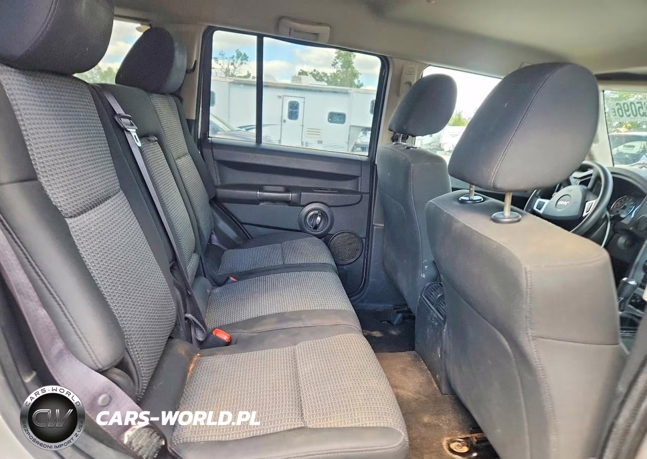 2010 Jeep Commander Sport VIN:1J4RH4GK5AC101687 - 11