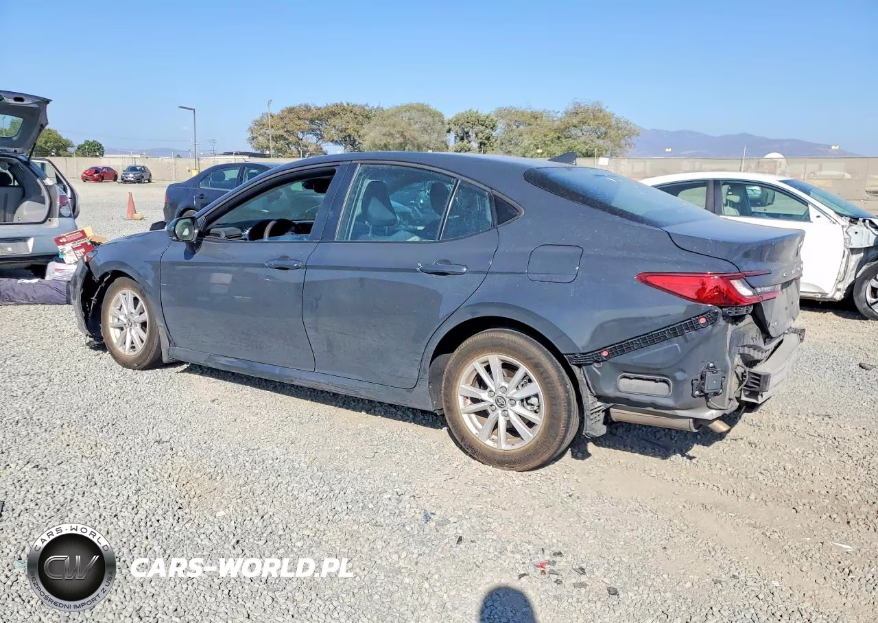 2026 Toyota Camry Le VIN:4T1DAACK2TU214370 - 2