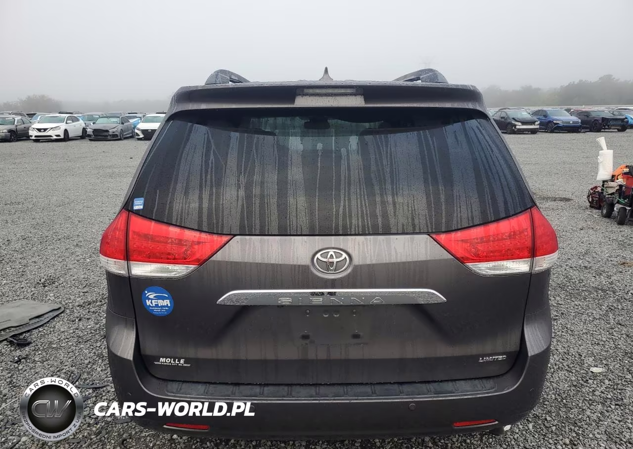 2011 Toyota Sienna Limited 7-Passenger VIN:5TDYK3DC1BS024519 - 6