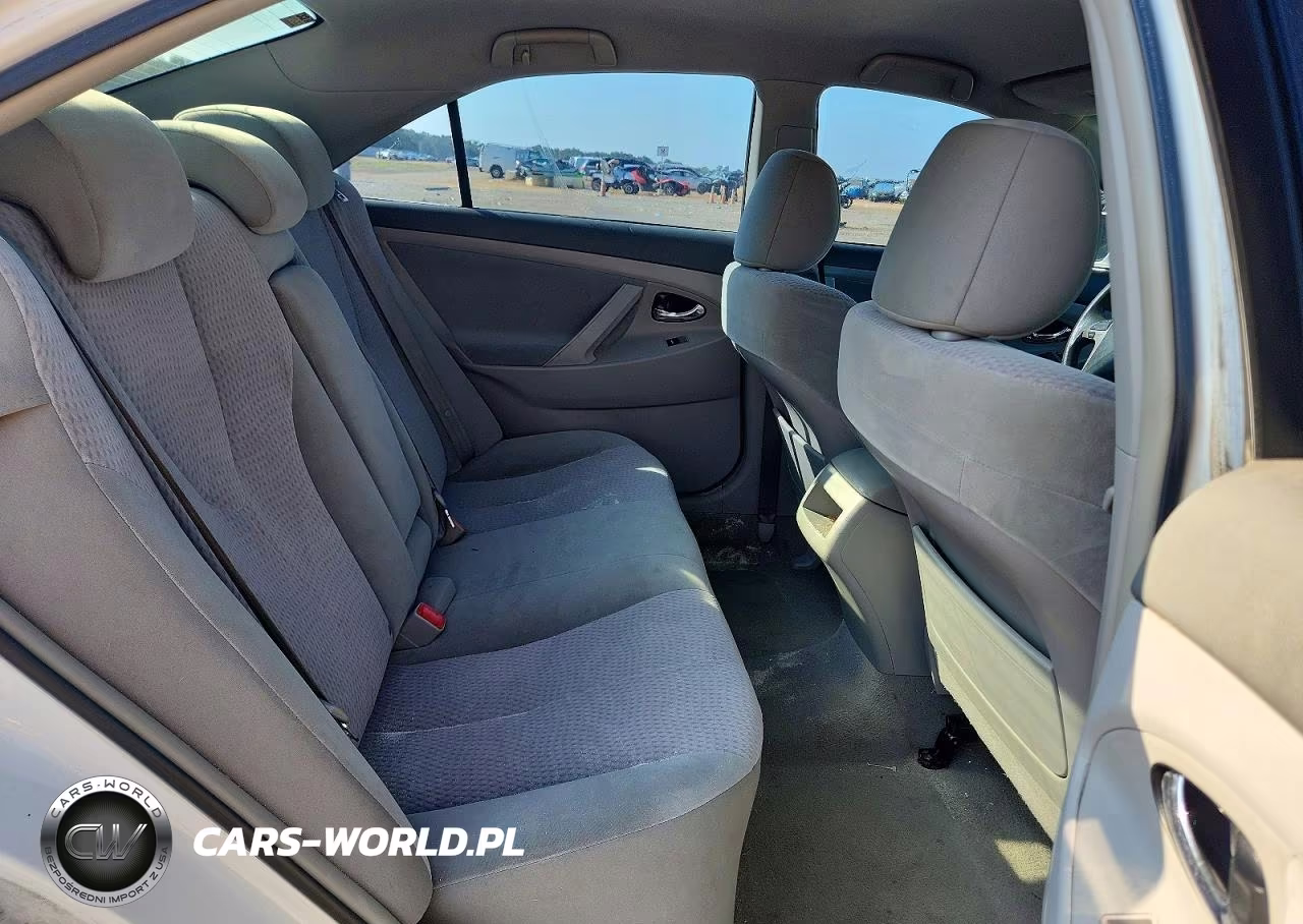 2011 Toyota Camry Le VIN:4T1BF3EK2BU692613 - 10
