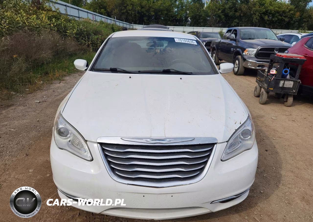 2012 Chrysler 200 Lx VIN:1C3CCBAB3CN129930 - 5
