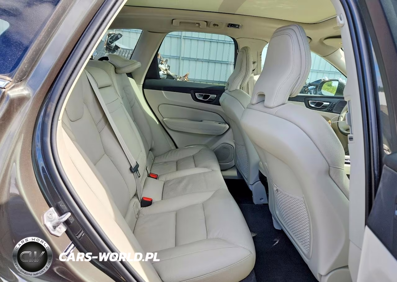 2021 Volvo Xc60 T5 Momentum VIN:YV4102RK6M1886200 - 11