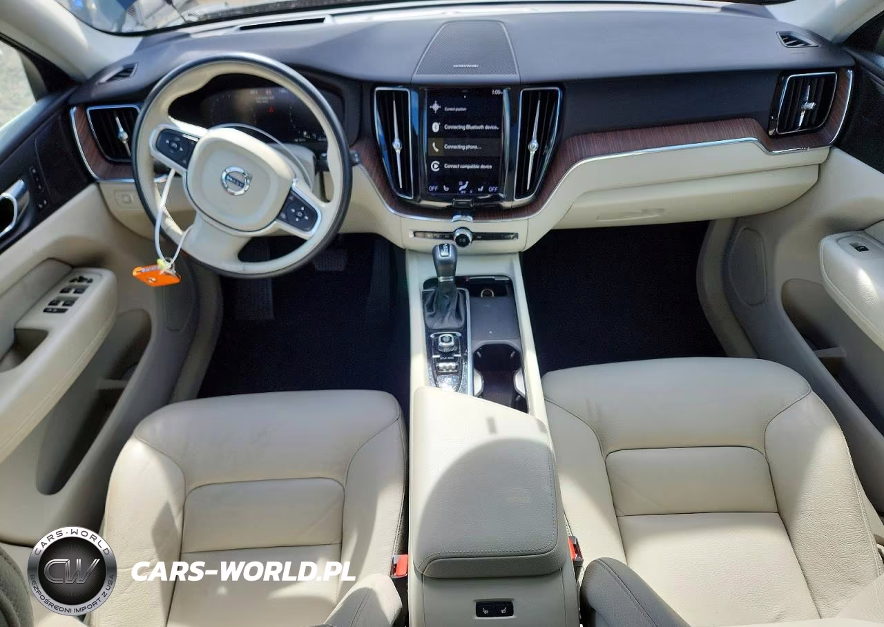 2021 Volvo Xc60 T5 Momentum VIN:YV4102RK6M1886200 - 8