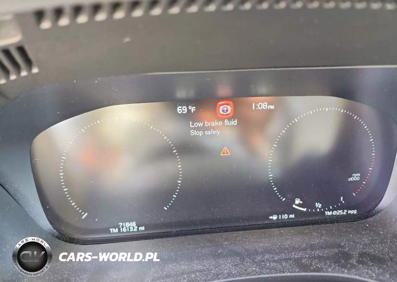 2021 Volvo Xc60 T5 Momentum VIN:YV4102RK6M1886200 - 9