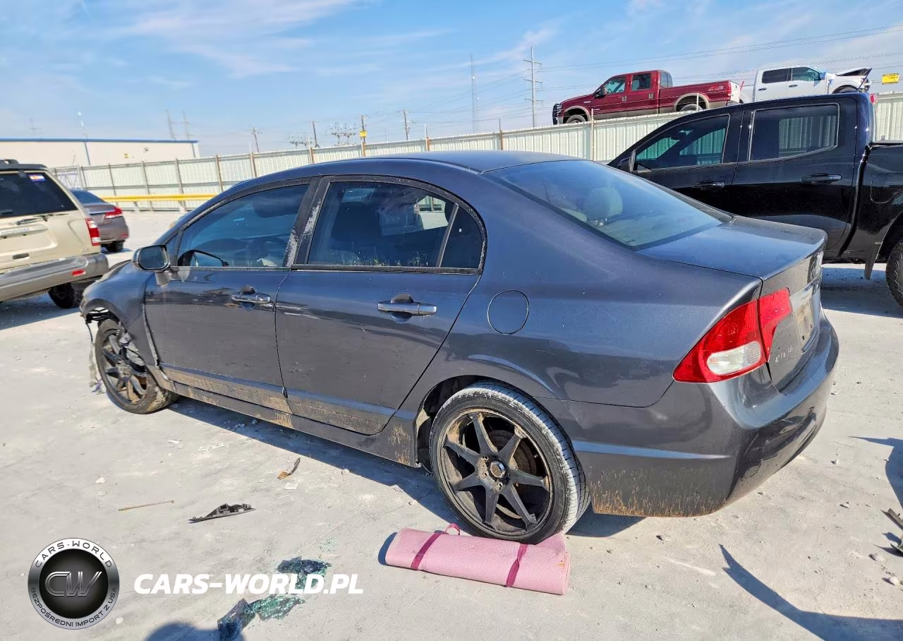 2011 Honda Civic Lx VIN:2HGFA1F53BH305945 - 2
