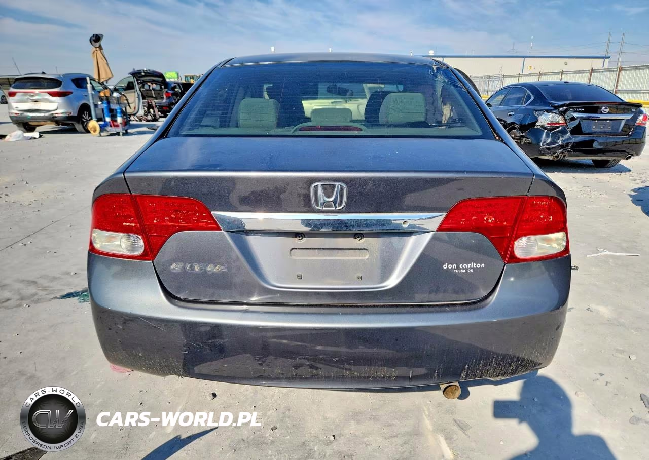 2011 Honda Civic Lx VIN:2HGFA1F53BH305945 - 6