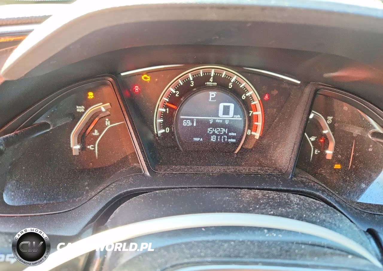 2017 Honda Civic Sport VIN:SHHFK7H47HU234622 - 9