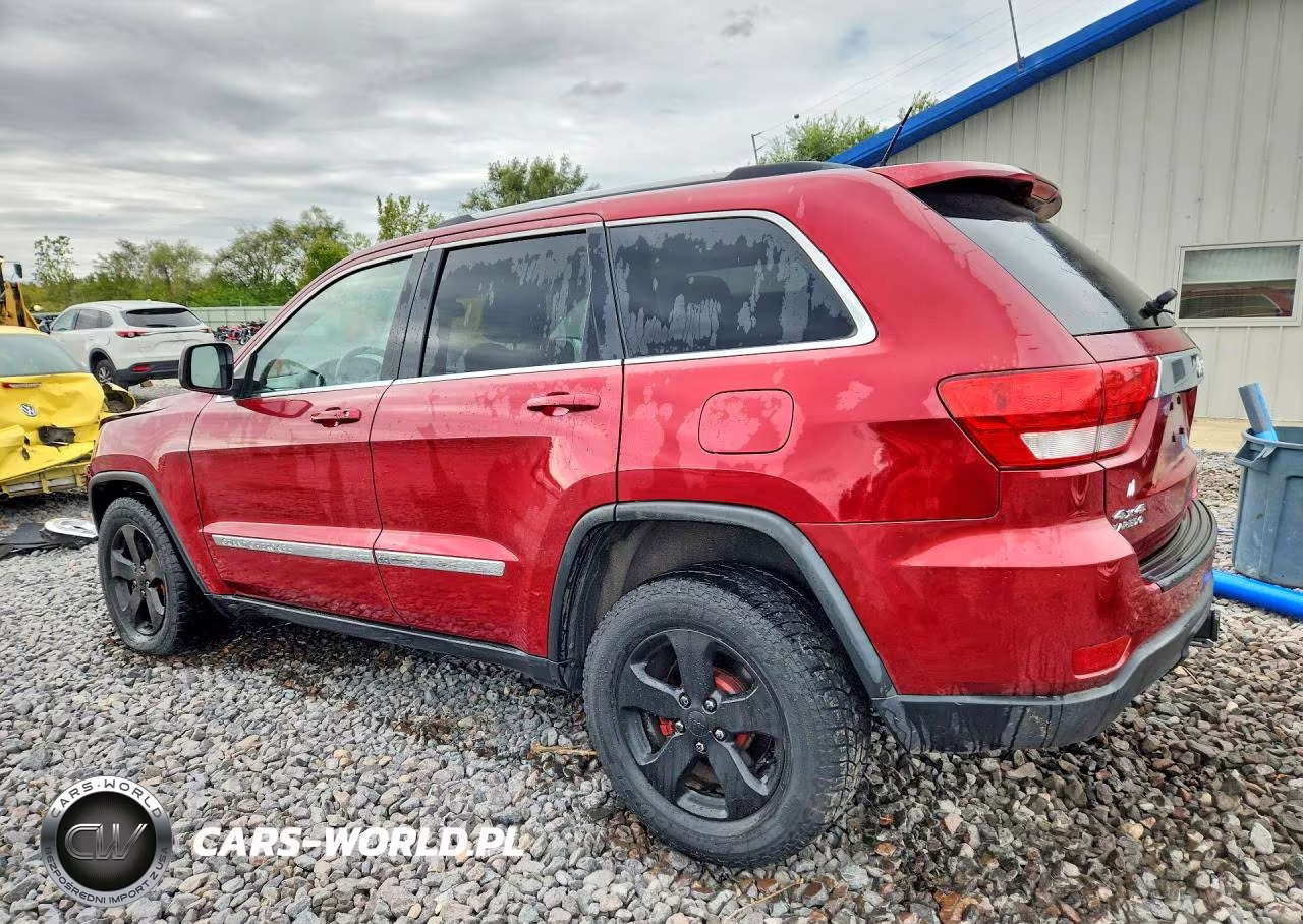 2013 Jeep Grand Cherokee Laredo VIN:1C4RJFAG3DC502721 - 2