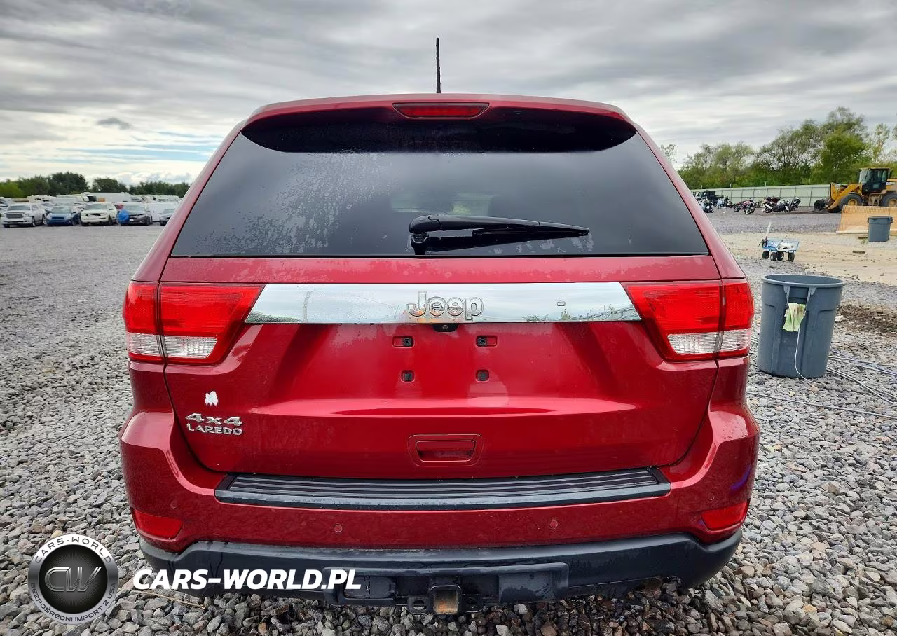 2013 Jeep Grand Cherokee Laredo VIN:1C4RJFAG3DC502721 - 6