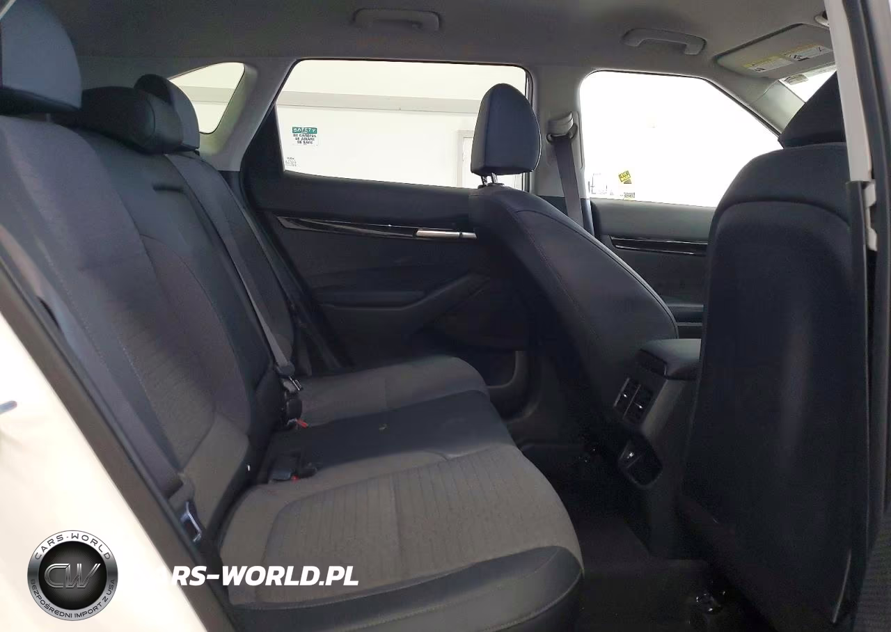 2022 Kia Seltos S VIN:KNDEU2AAXN7260062 - 11