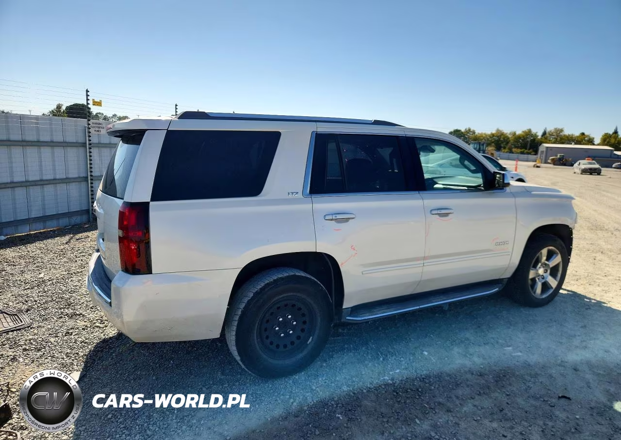 2015 Chevrolet Tahoe VIN:1GNSK6KC9FR116290 - 3