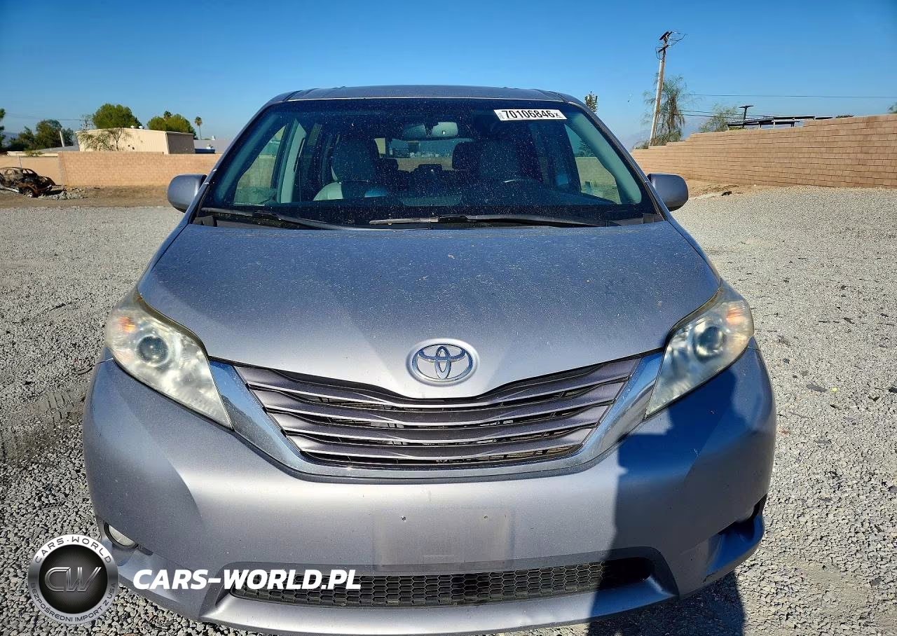 2017 Toyota Sienna Xle 8-Passenger VIN:5TDYZ3DC0HS864389 - 5