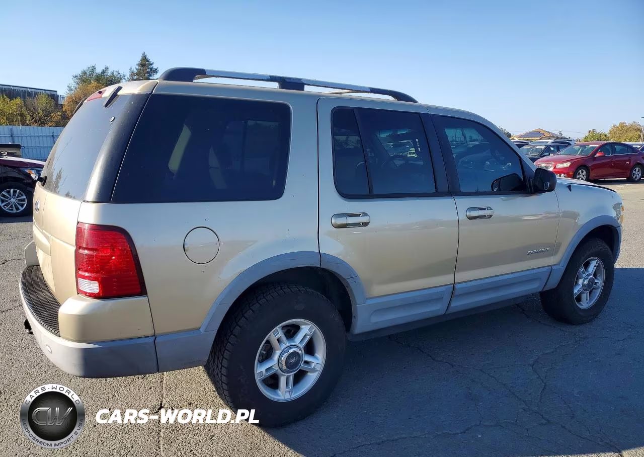 2002 Ford Explorer Xlt VIN:1FMZU73E92ZA03758 - 3