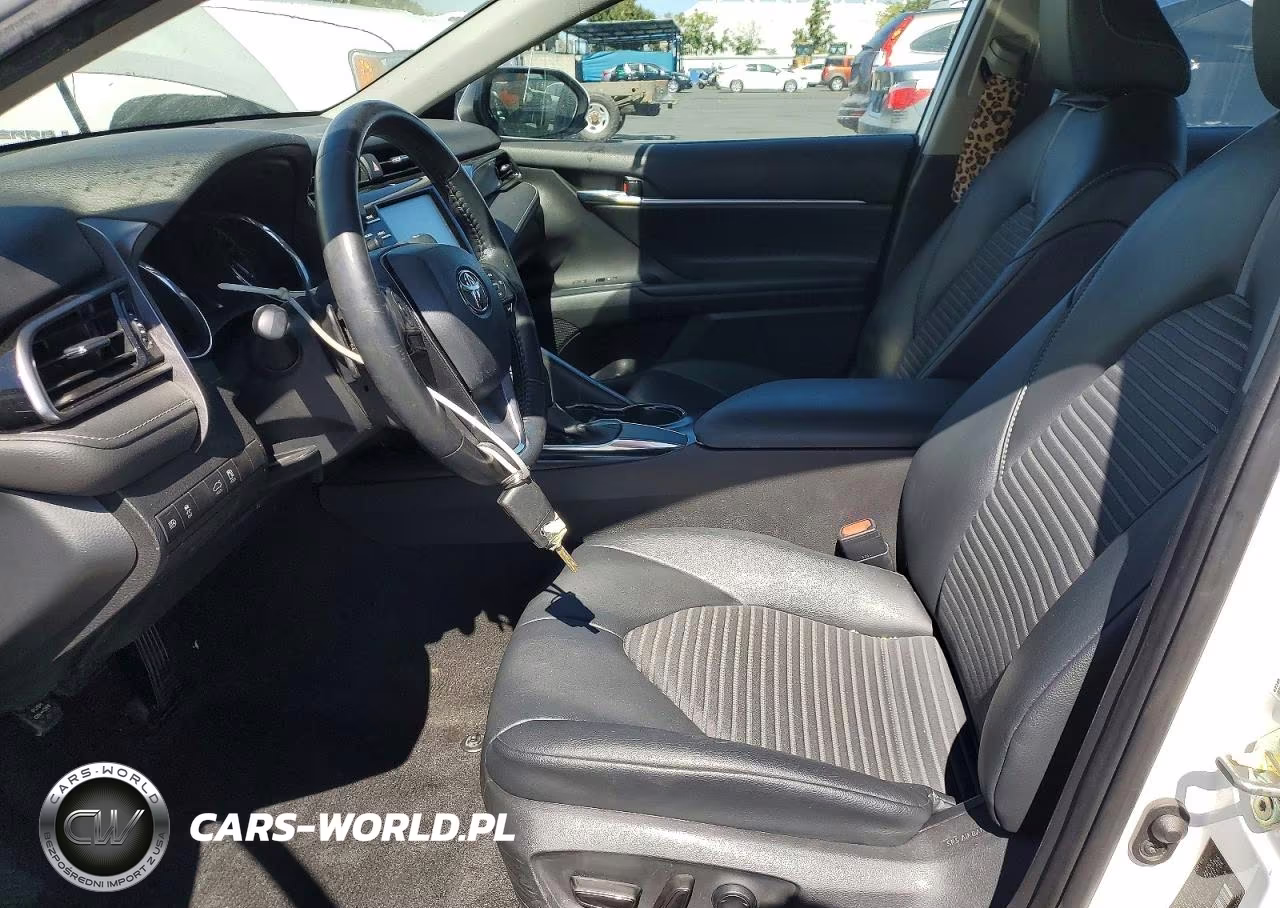 2020 Toyota Camry Se VIN:4T1G11AK2LU899373 - 7