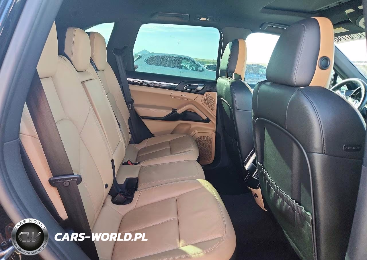 2014 Porsche Cayenne VIN:WP1AA2A25ELA09567 - 10