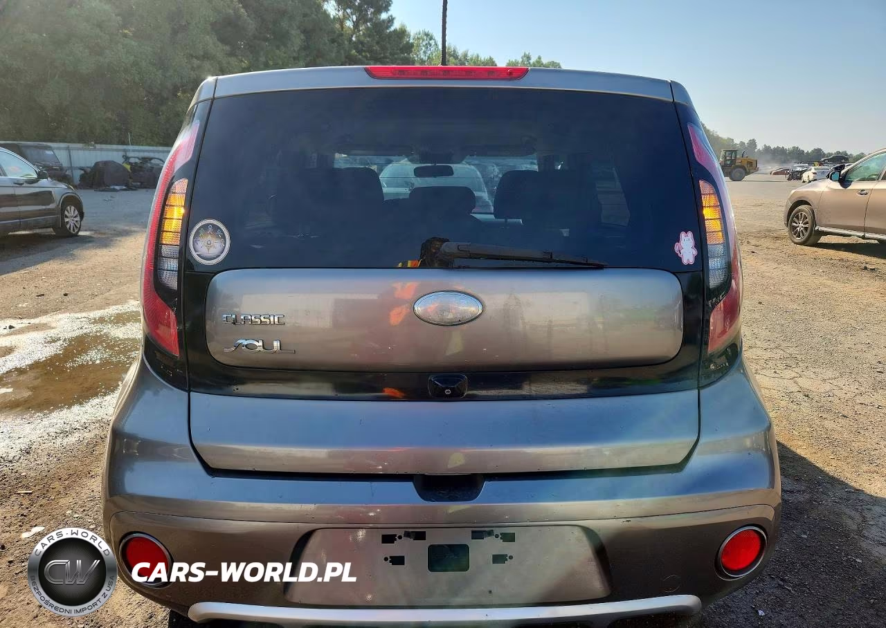 2018 Kia Soul + VIN:KNDJP3A54J7567896 - 6