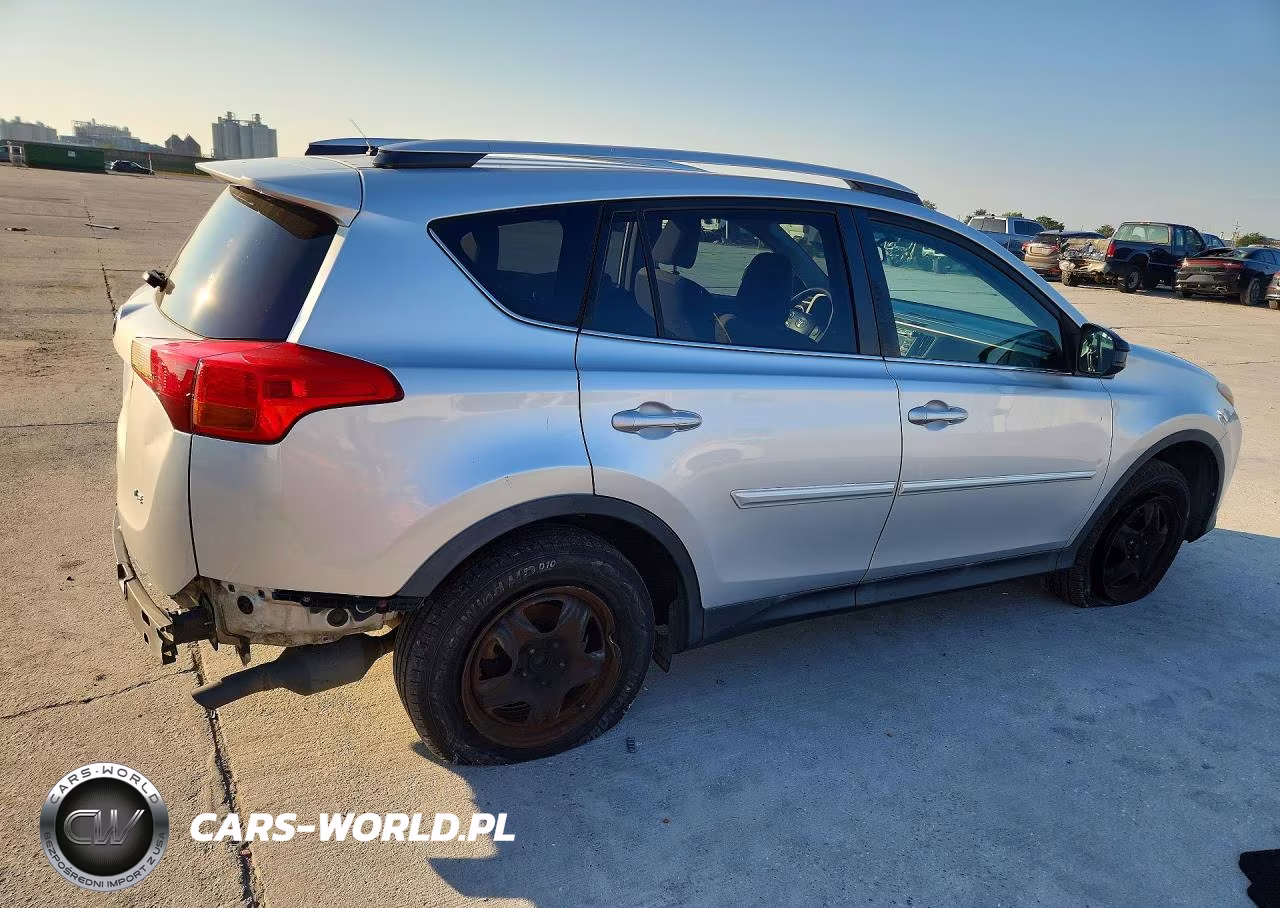 2015 Toyota Rav4 Le VIN:2T3ZFREV1FW209685 - 3