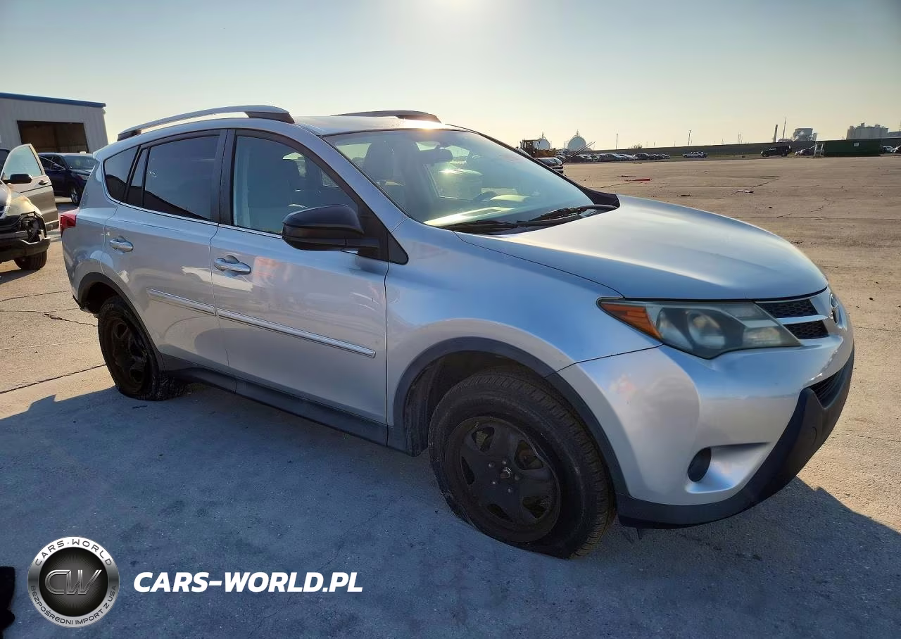 2015 Toyota Rav4 Le VIN:2T3ZFREV1FW209685 - 4